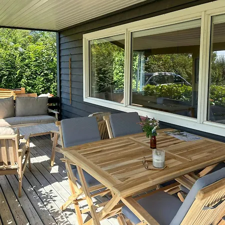Summer House By Camonoen Trail On Bogo * Bogø By