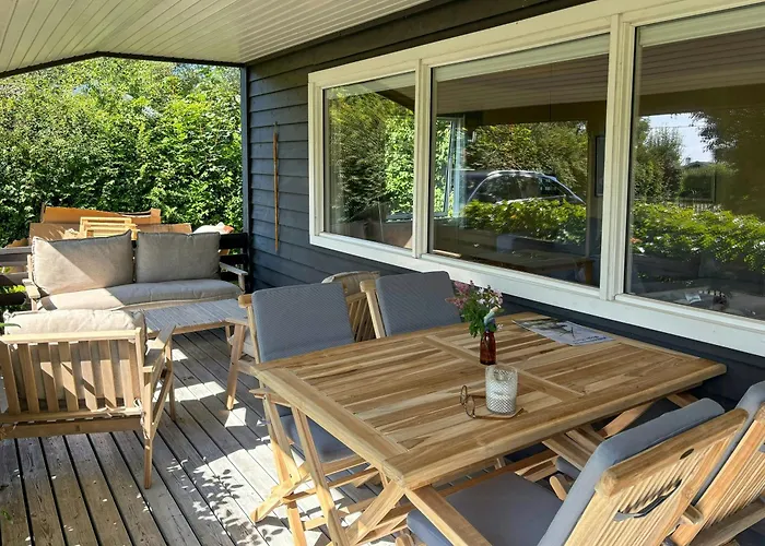 Summer House By Camonoen Trail On Bogo * Bogø By